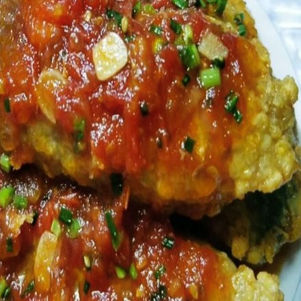 Trứng cá tuyết giá sỉ